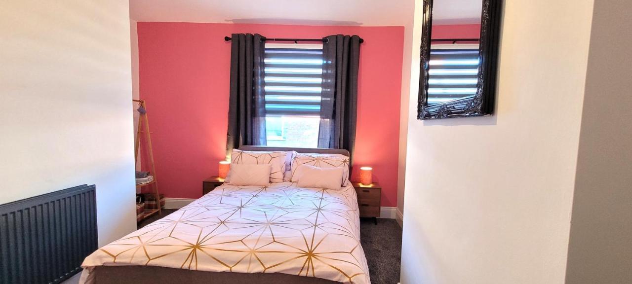 Sutherland St - 2 Bed Home With Free Parking Γιορκ Εξωτερικό φωτογραφία